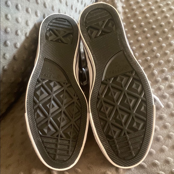 Converse CHUCK TAYLOR ALL STAR Size: 9.5 - Picture 8 of 11